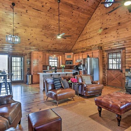 Luxury Pearcy Cabin With 5 Private Acres And Hot Tub! Εξωτερικό φωτογραφία