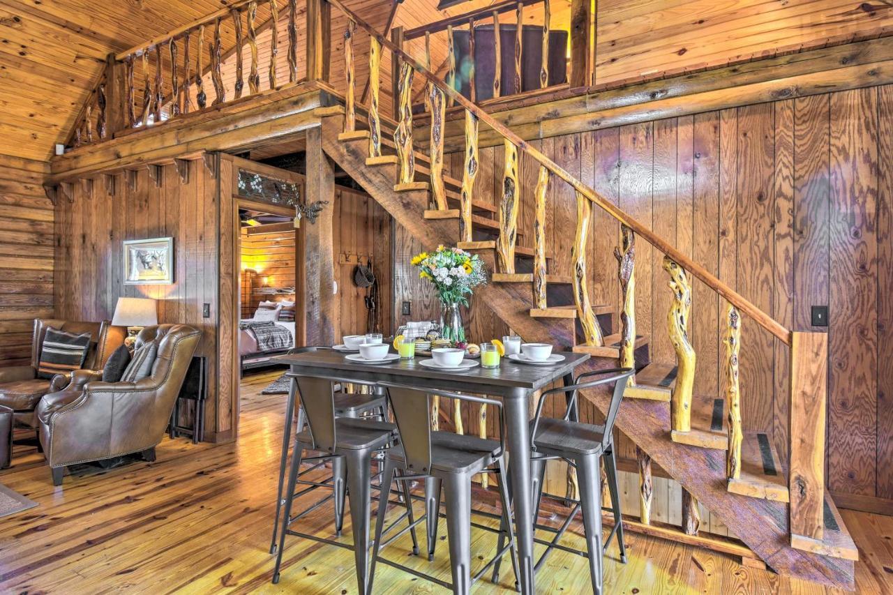 Luxury Pearcy Cabin With 5 Private Acres And Hot Tub! Εξωτερικό φωτογραφία